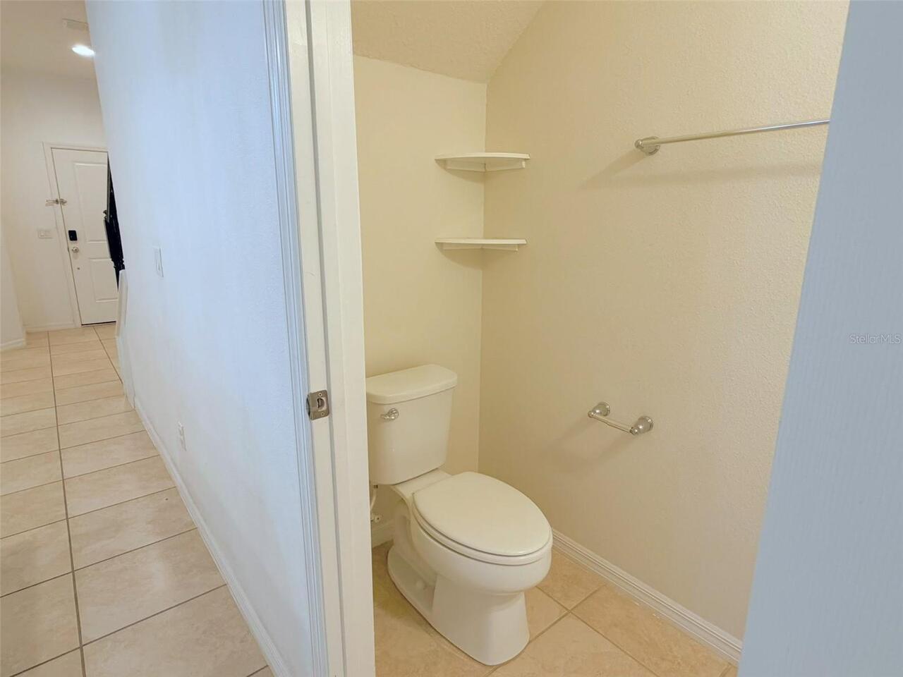Listing Photo 10