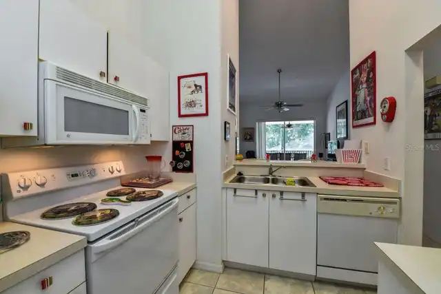 Listing Photo 15