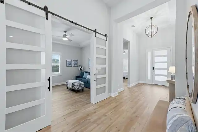Listing Photo 18