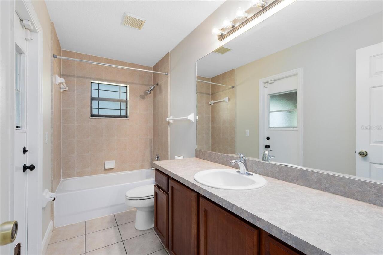 Listing Photo 7