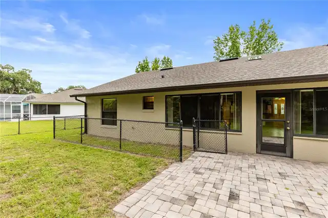 Listing Photo 21