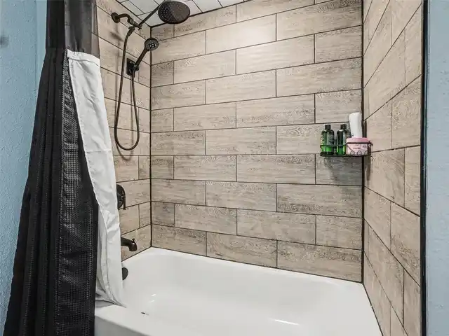 Listing Photo 23