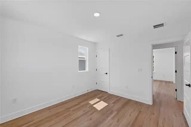 Listing Photo 42