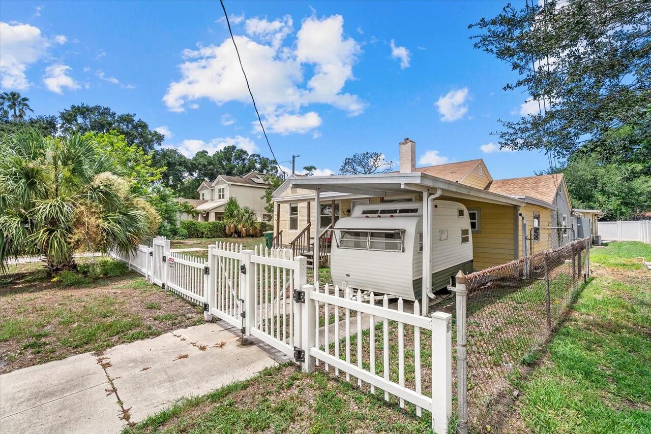 Listing Photo 7