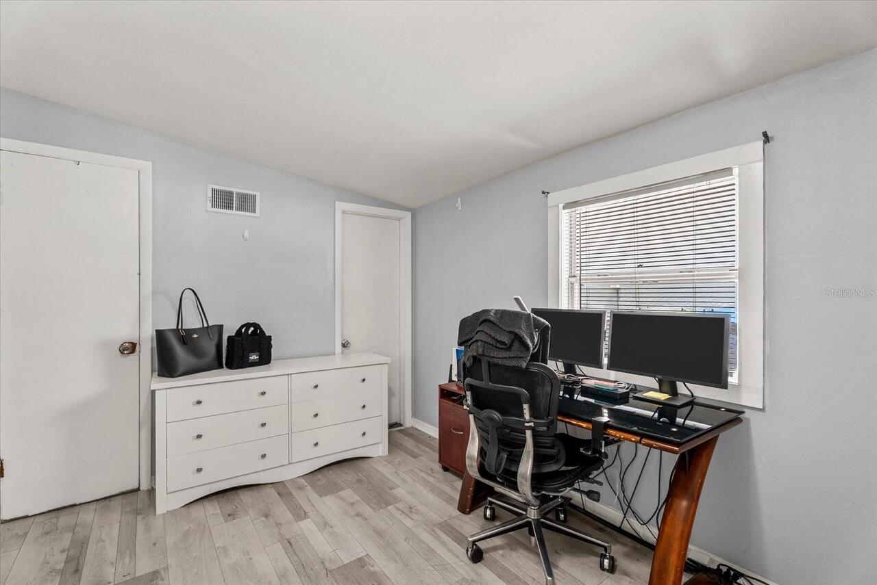 Listing Photo 22