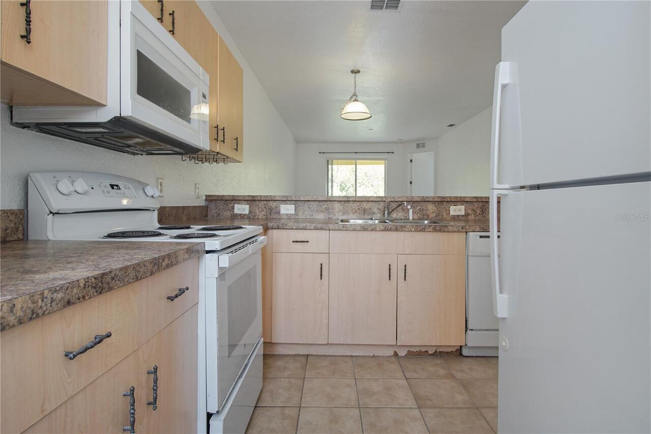 Listing Photo 10