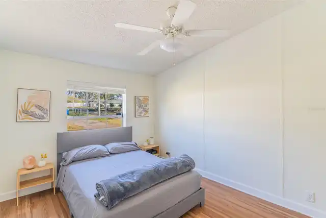 Listing Photo 14