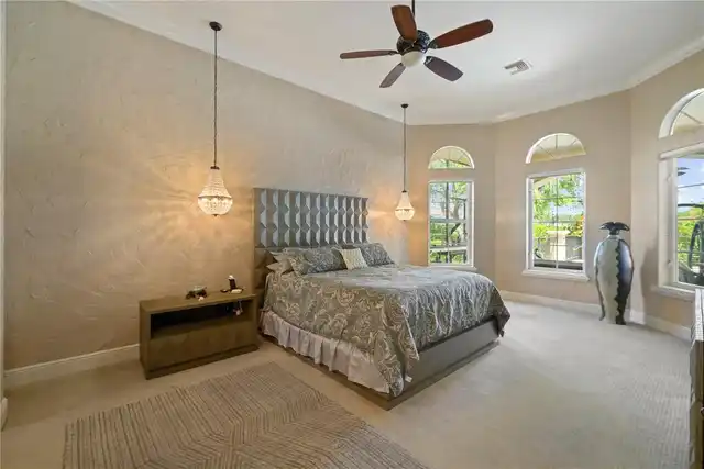 Listing Photo 32