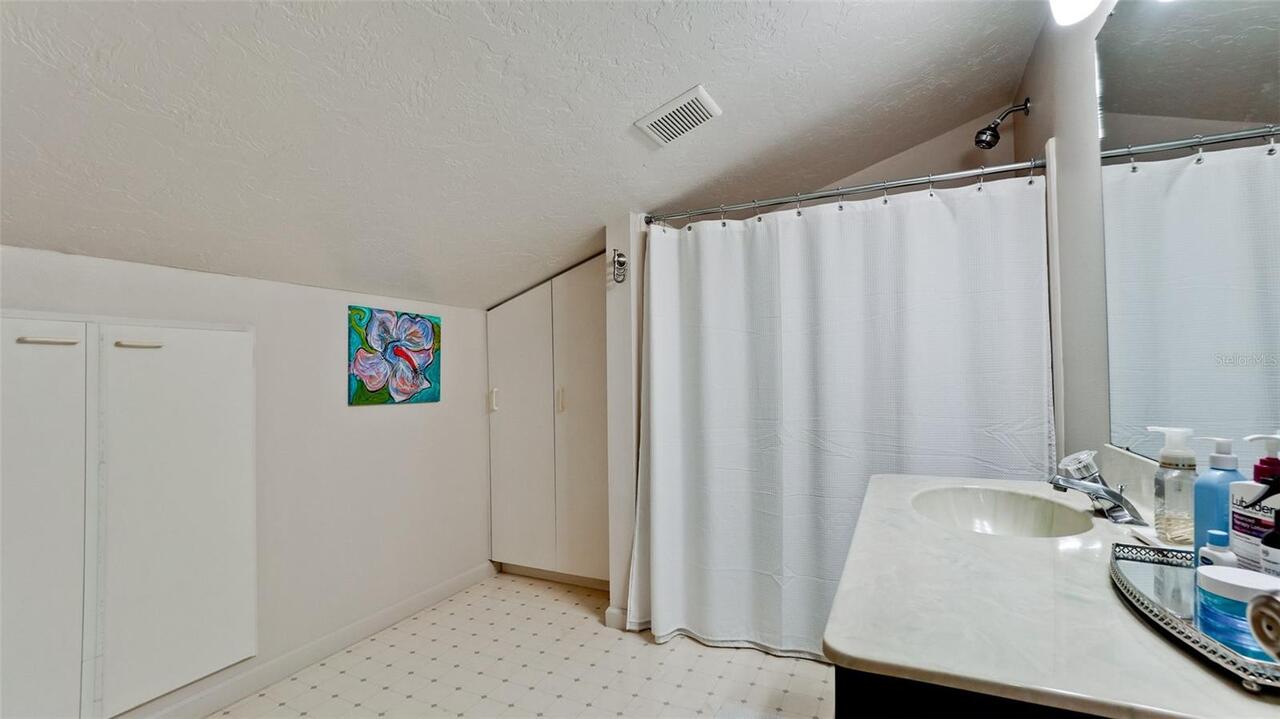 Listing Photo 42