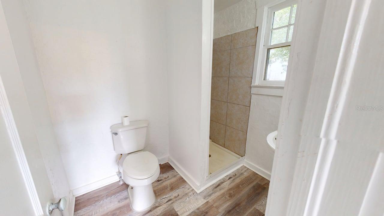 Listing Photo 14