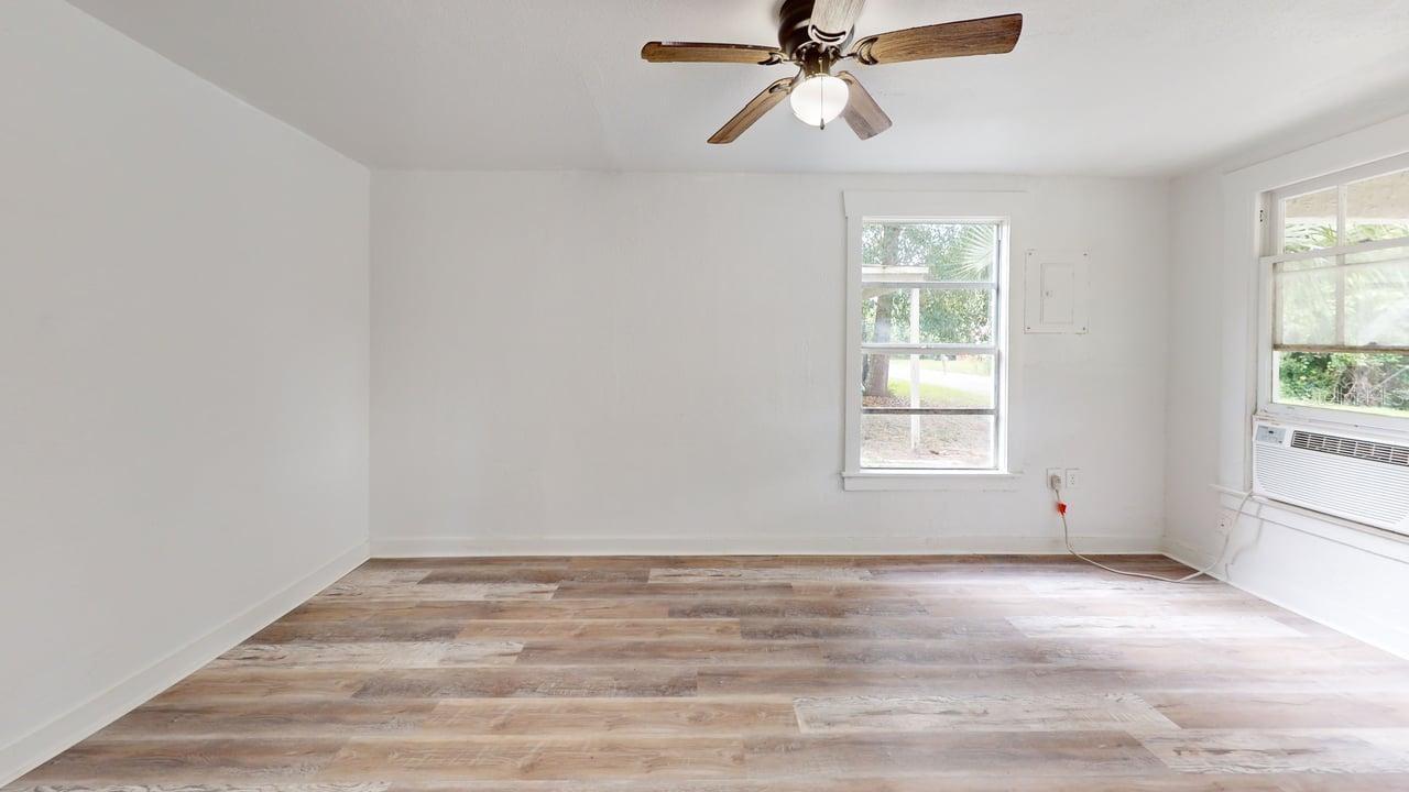 Listing Photo 20