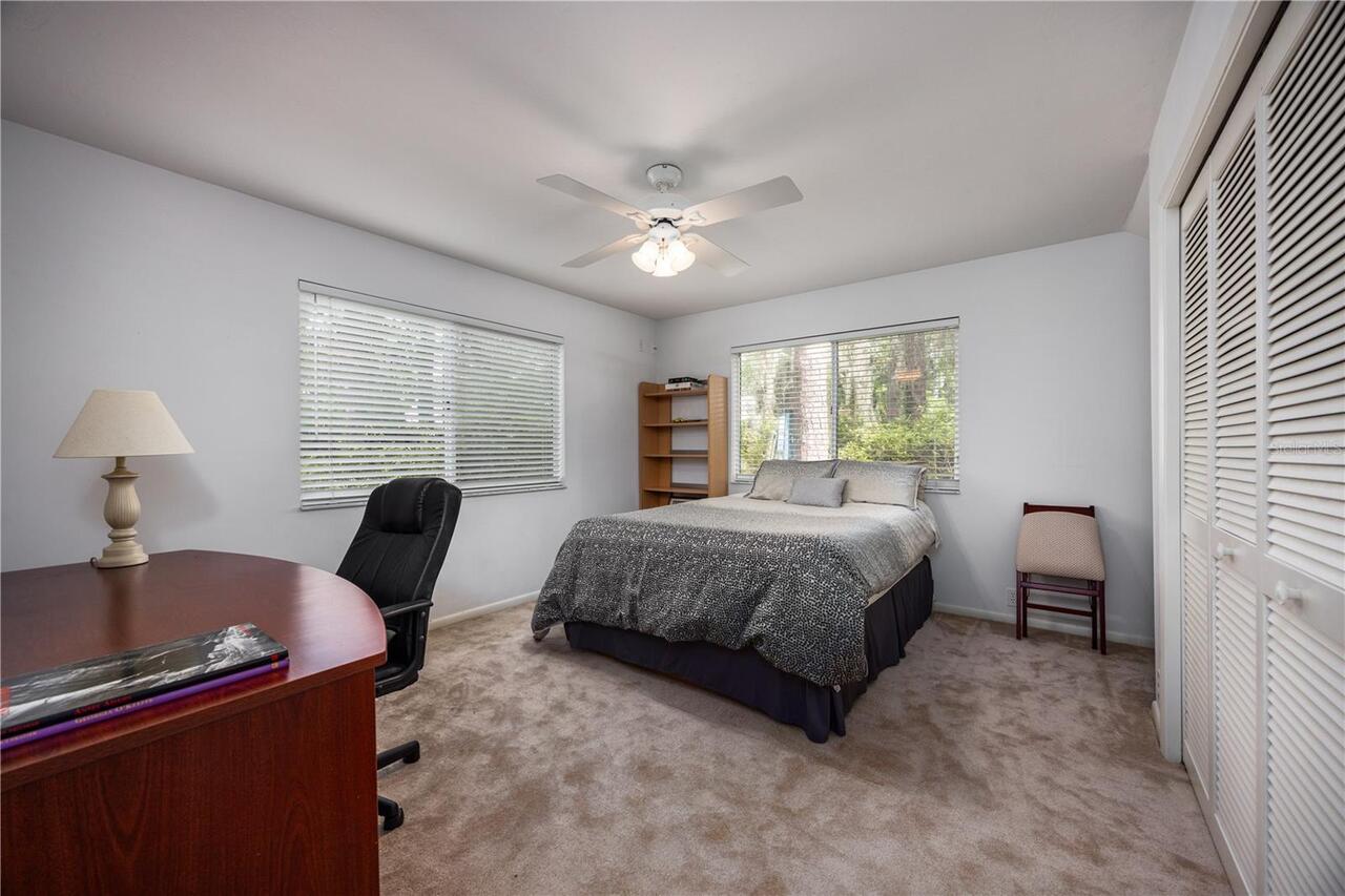 Listing Photo 22