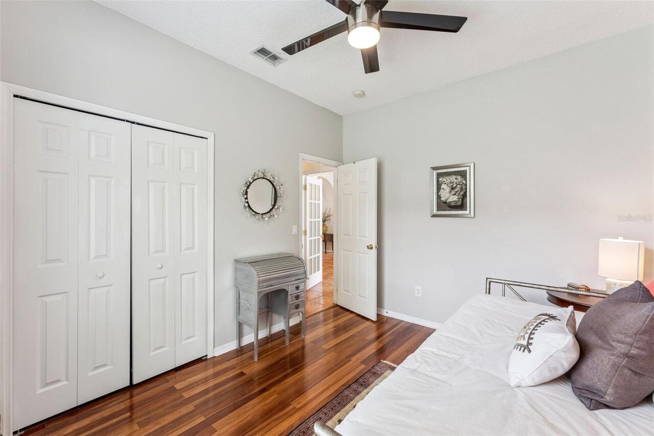 Listing Photo 17