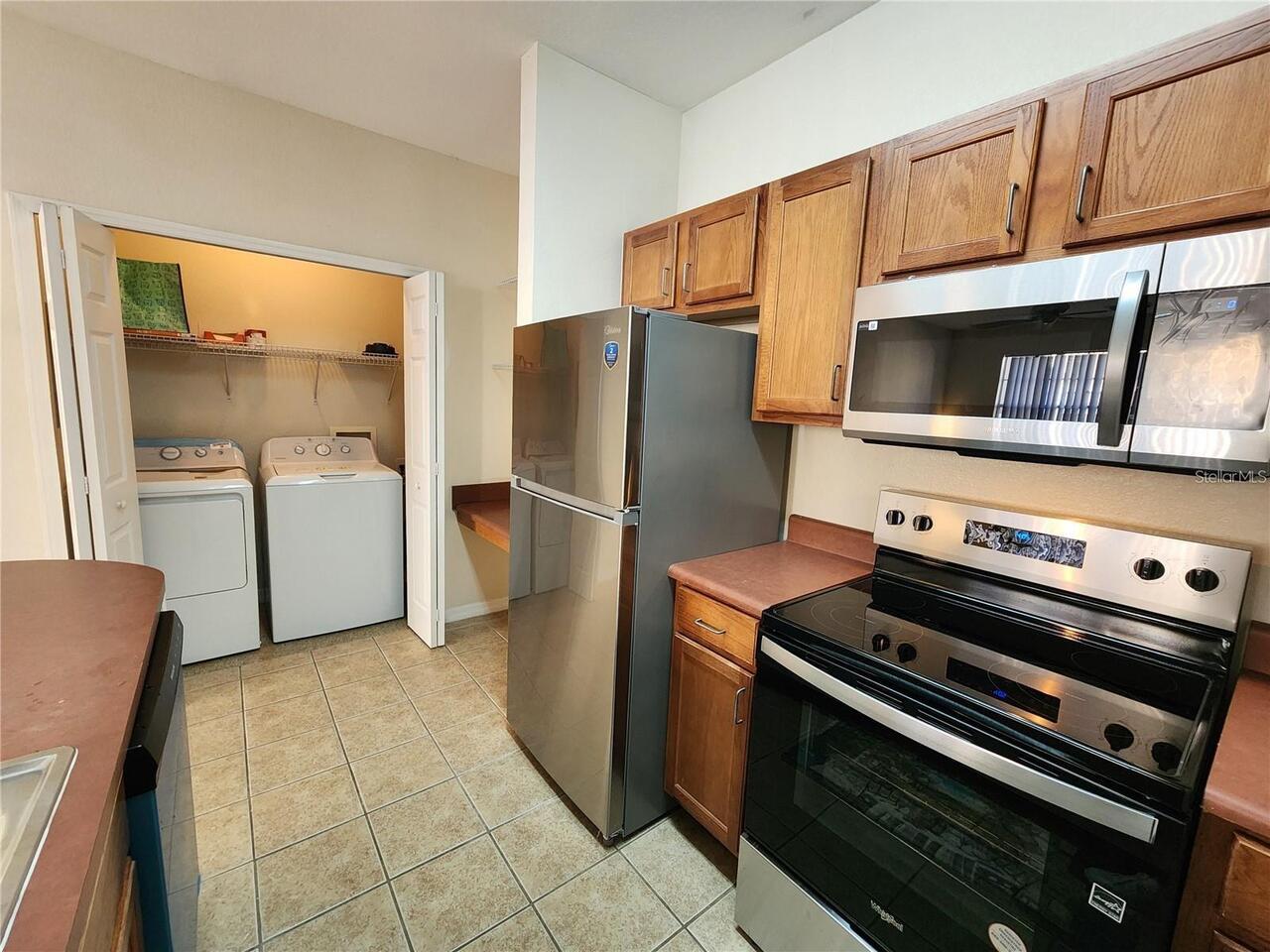 Listing Photo 8