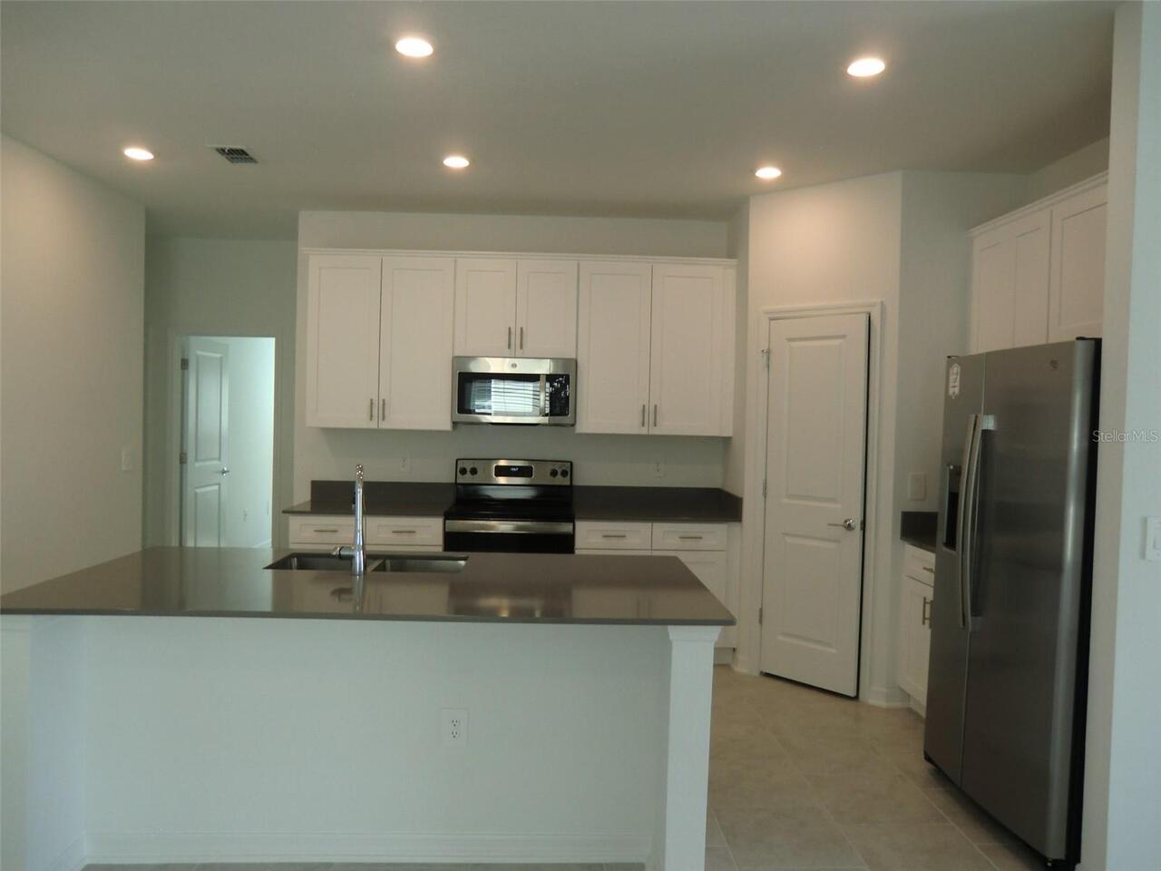 Listing Photo 14