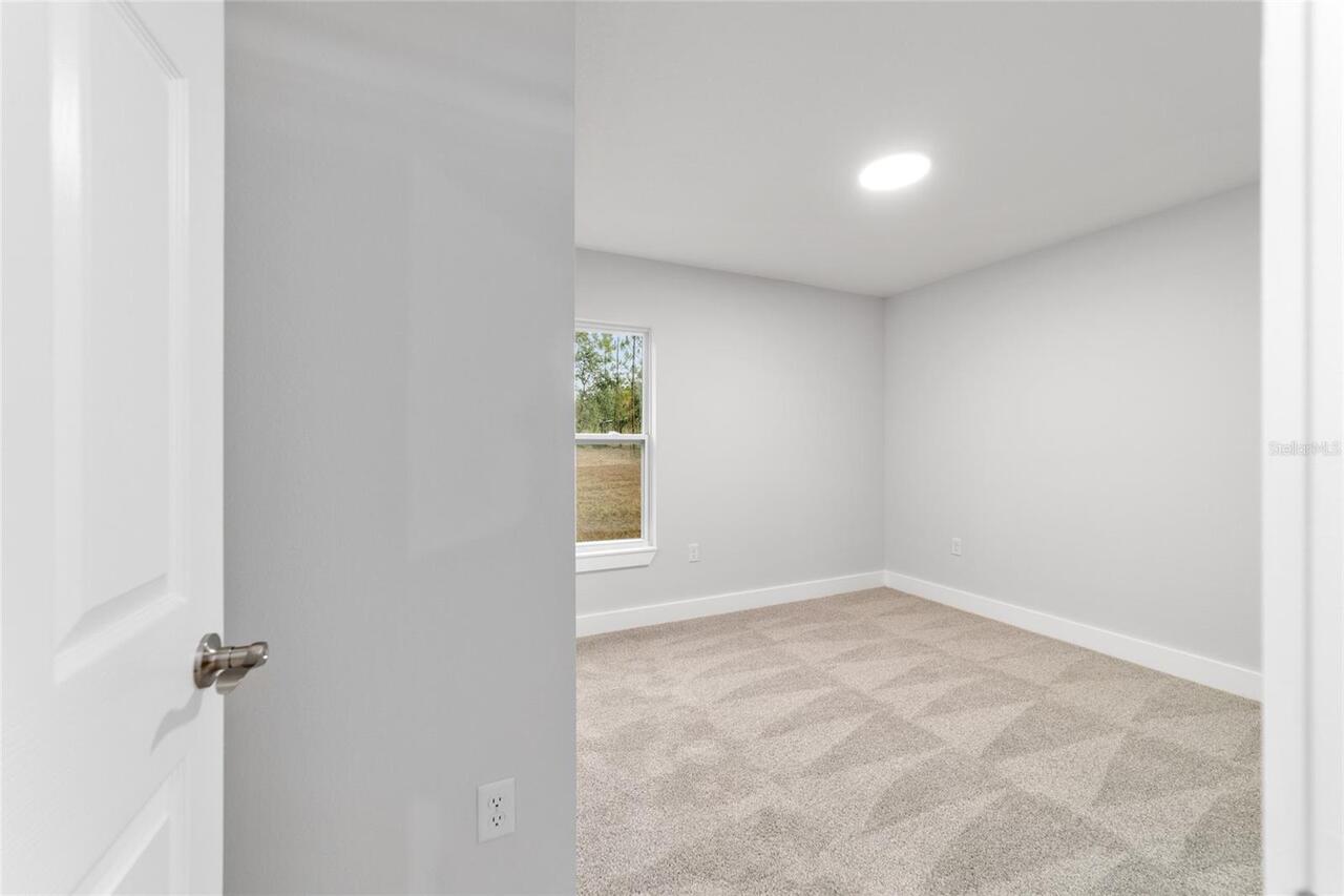 Listing Photo 32