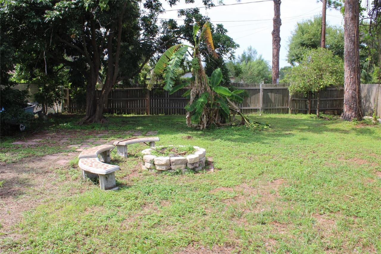 Listing Photo 11