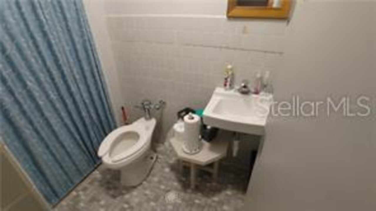 Listing Photo 8