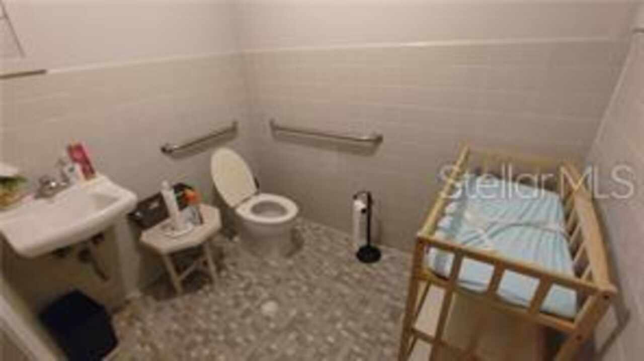 Listing Photo 15