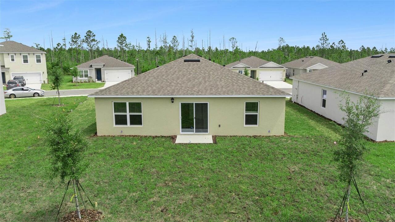 Listing Photo 11