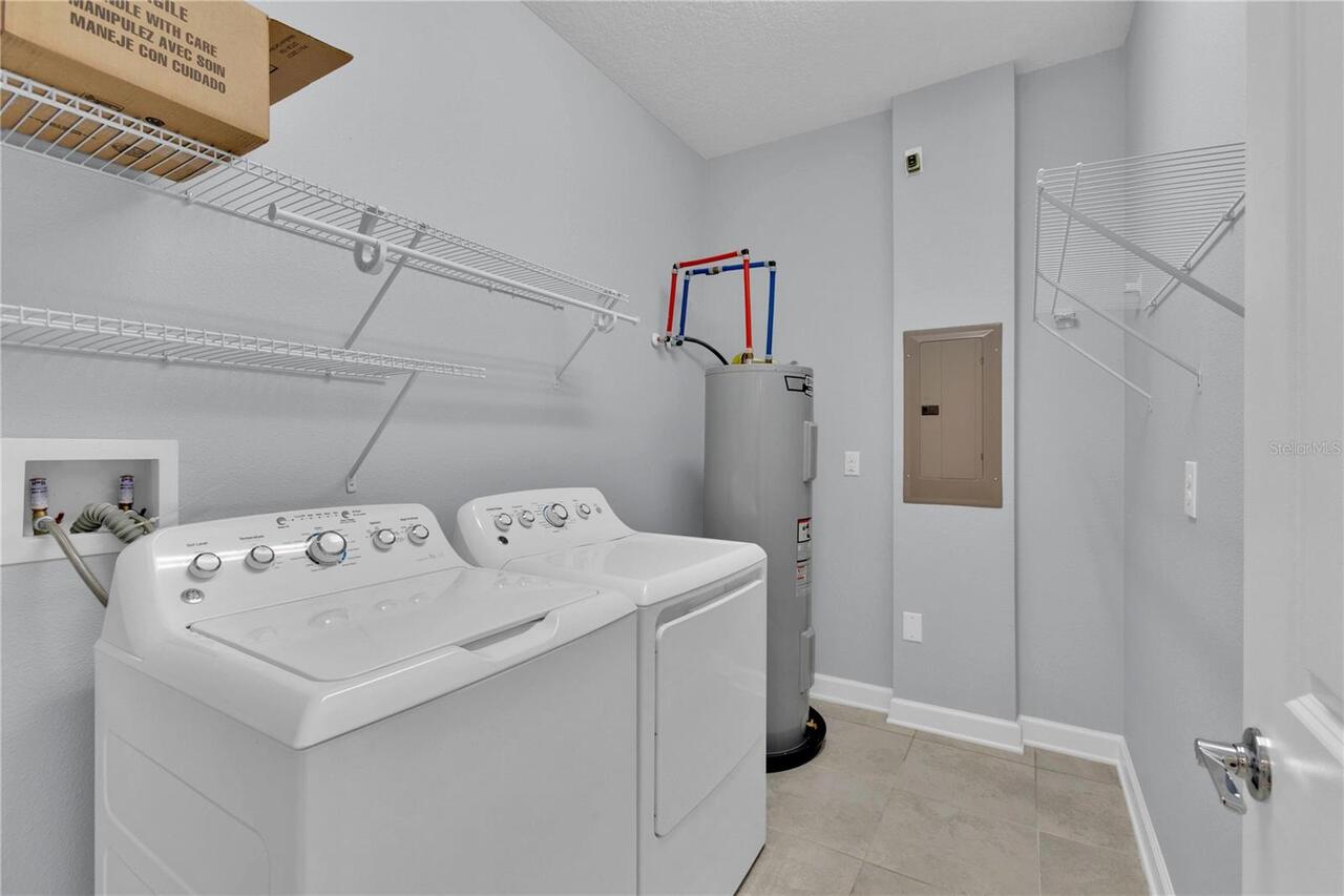 Listing Photo 12