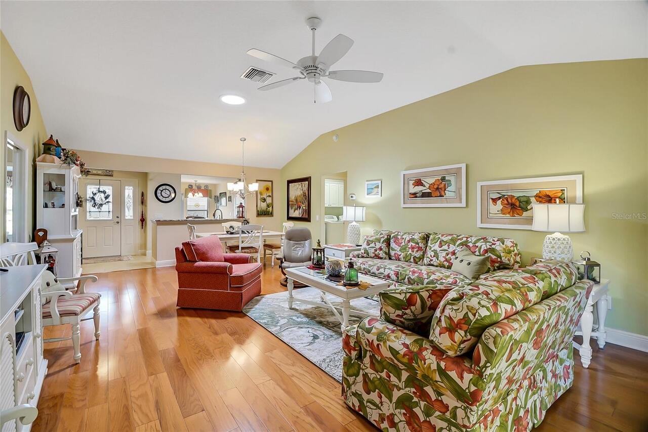 Listing Photo 21