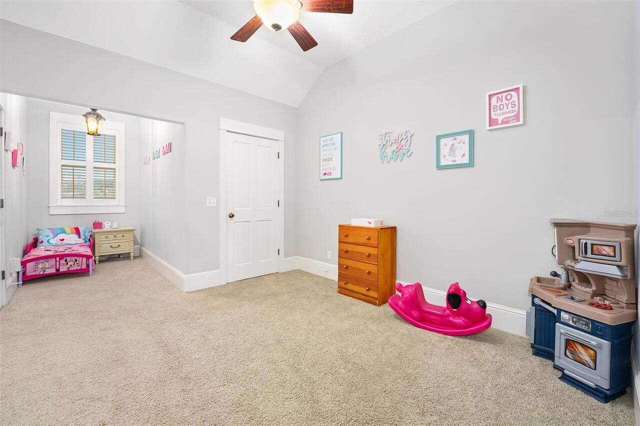 Listing Photo 20