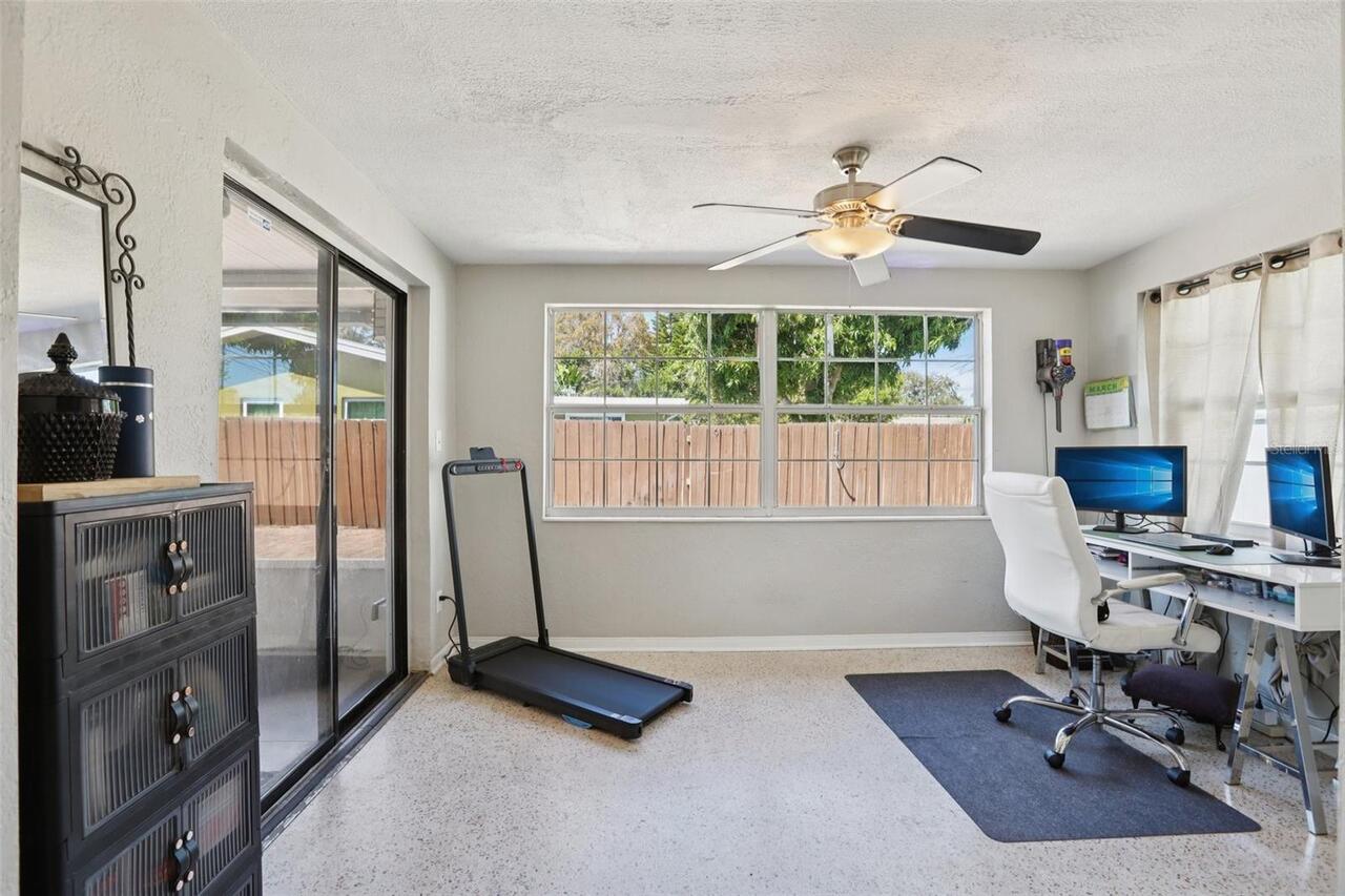 Listing Photo 8