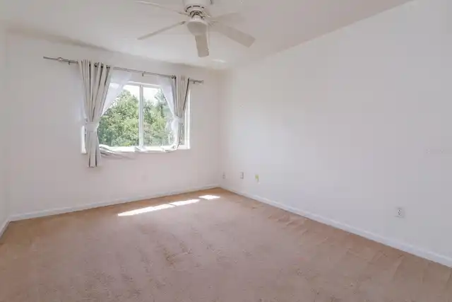 Listing Photo 24