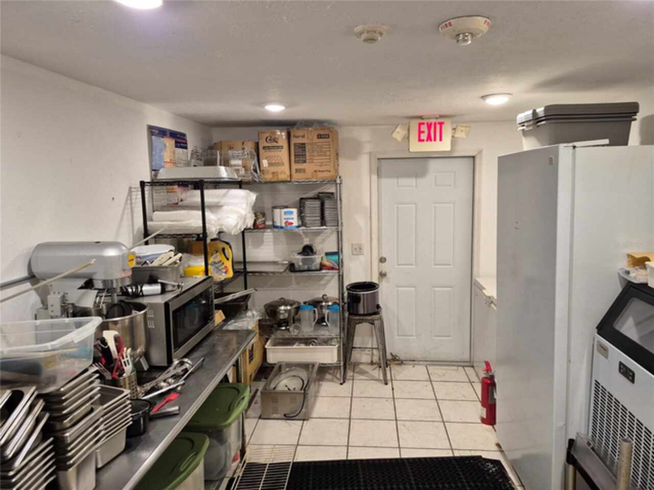 Listing Photo 10