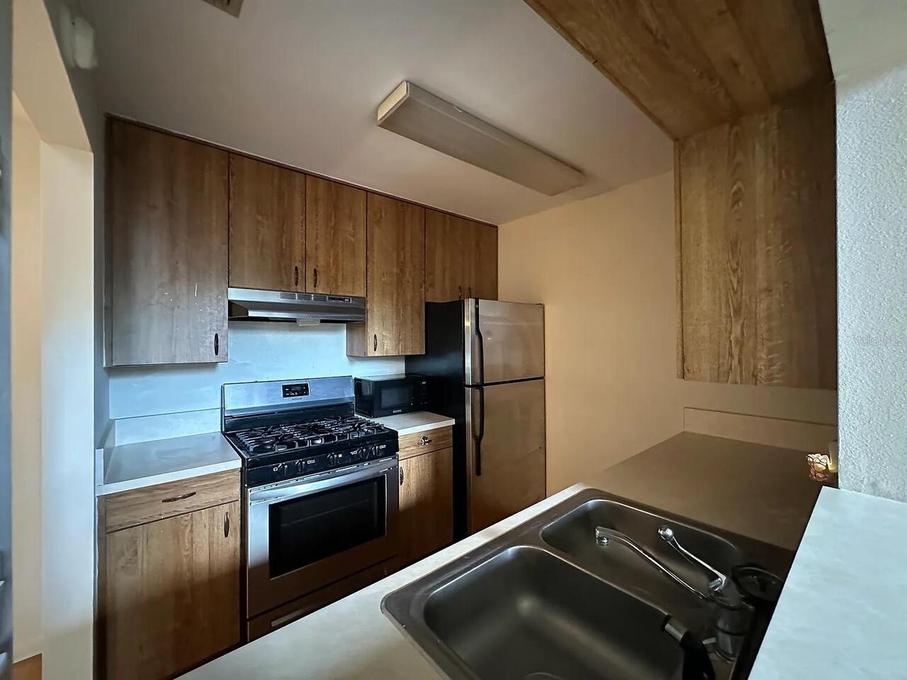 Listing Photo 7