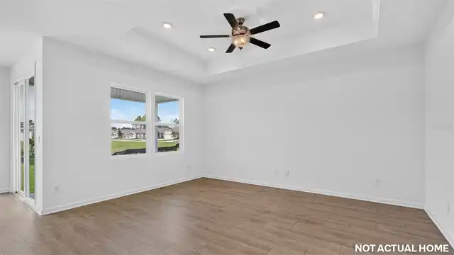 Listing Photo 10