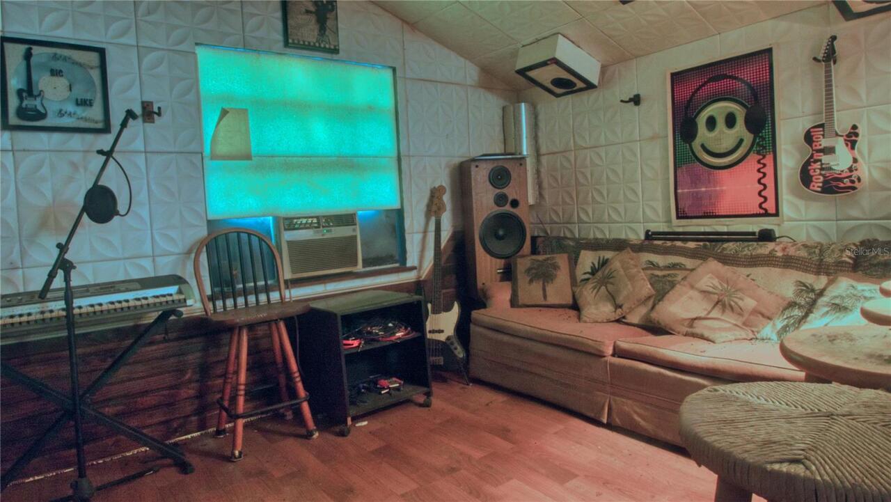 Listing Photo 37