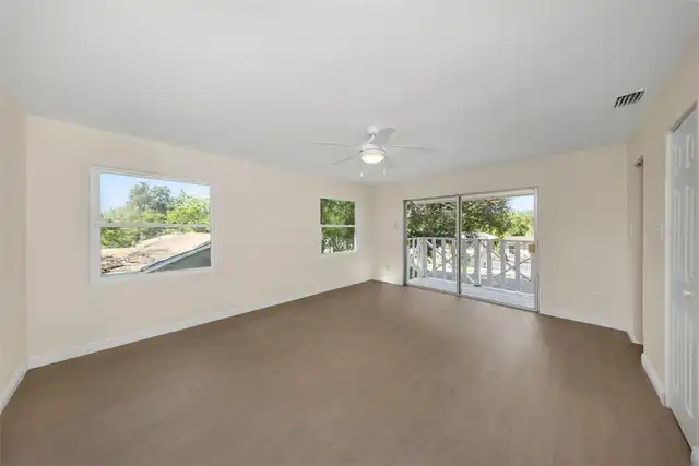 Listing Photo 20