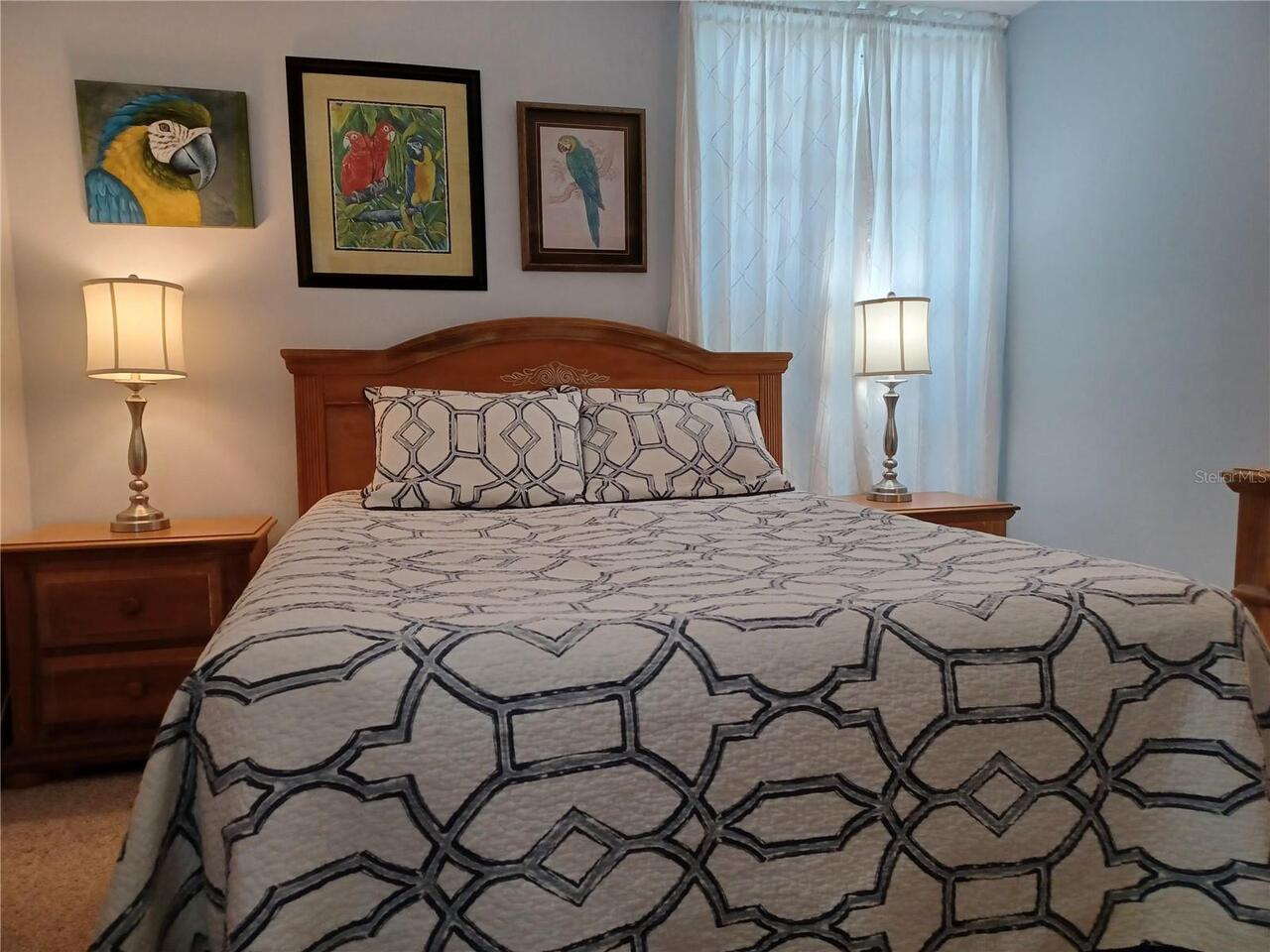 Listing Photo 11