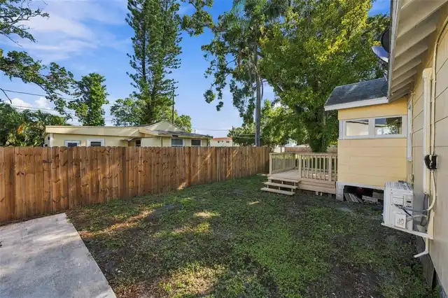 Listing Photo 18