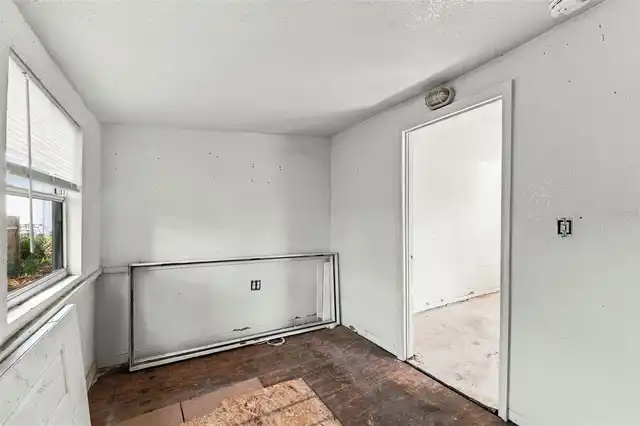 Listing Photo 25
