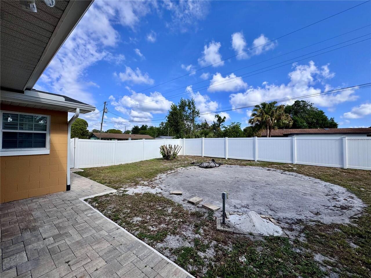 Listing Photo 23