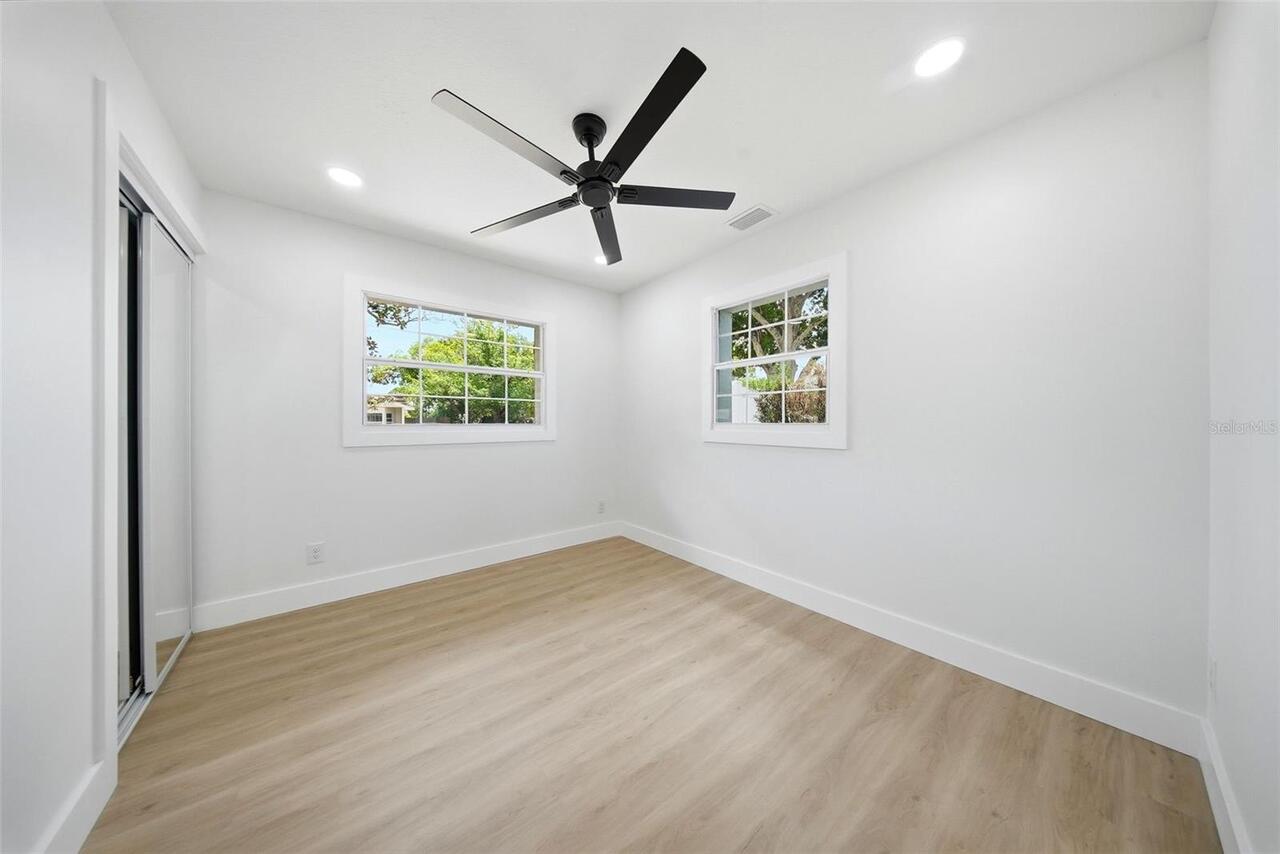 Listing Photo 33