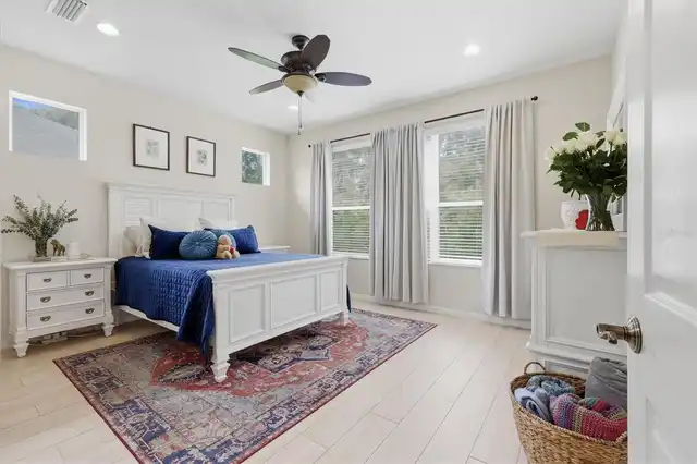 Listing Photo 19