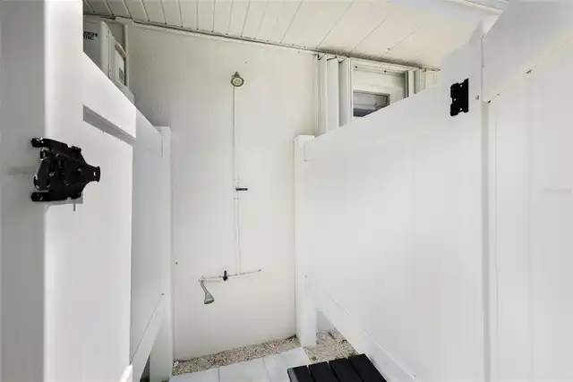 Listing Photo 33
