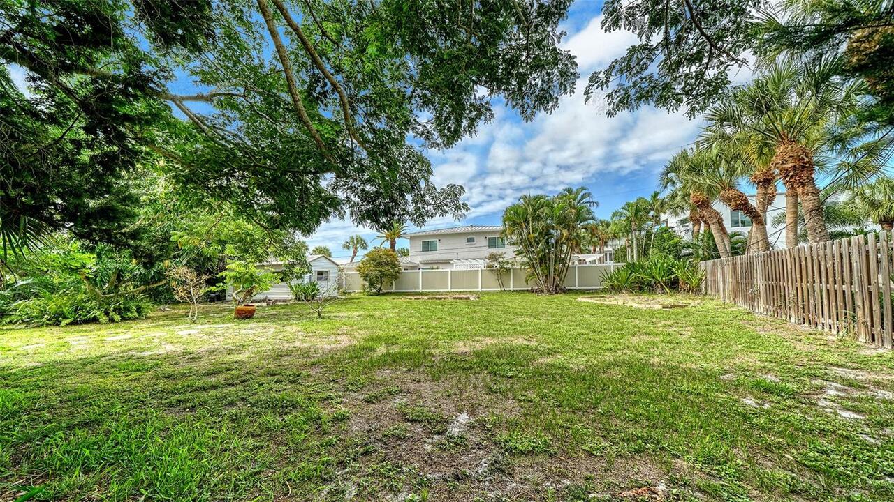 Listing Photo 33