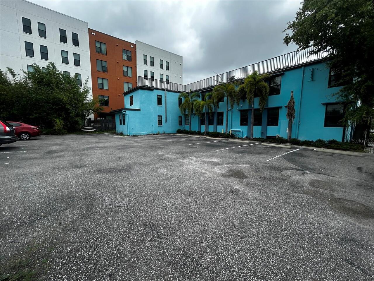Listing Photo 8