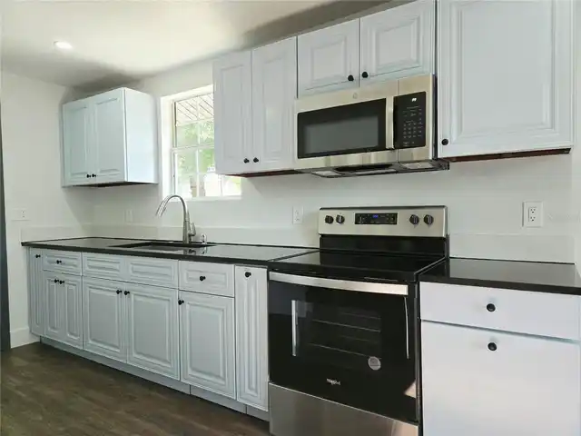 Listing Photo 6