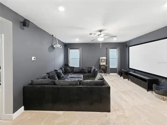 Listing Photo 16