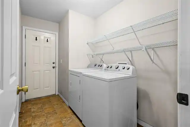 Listing Photo 16