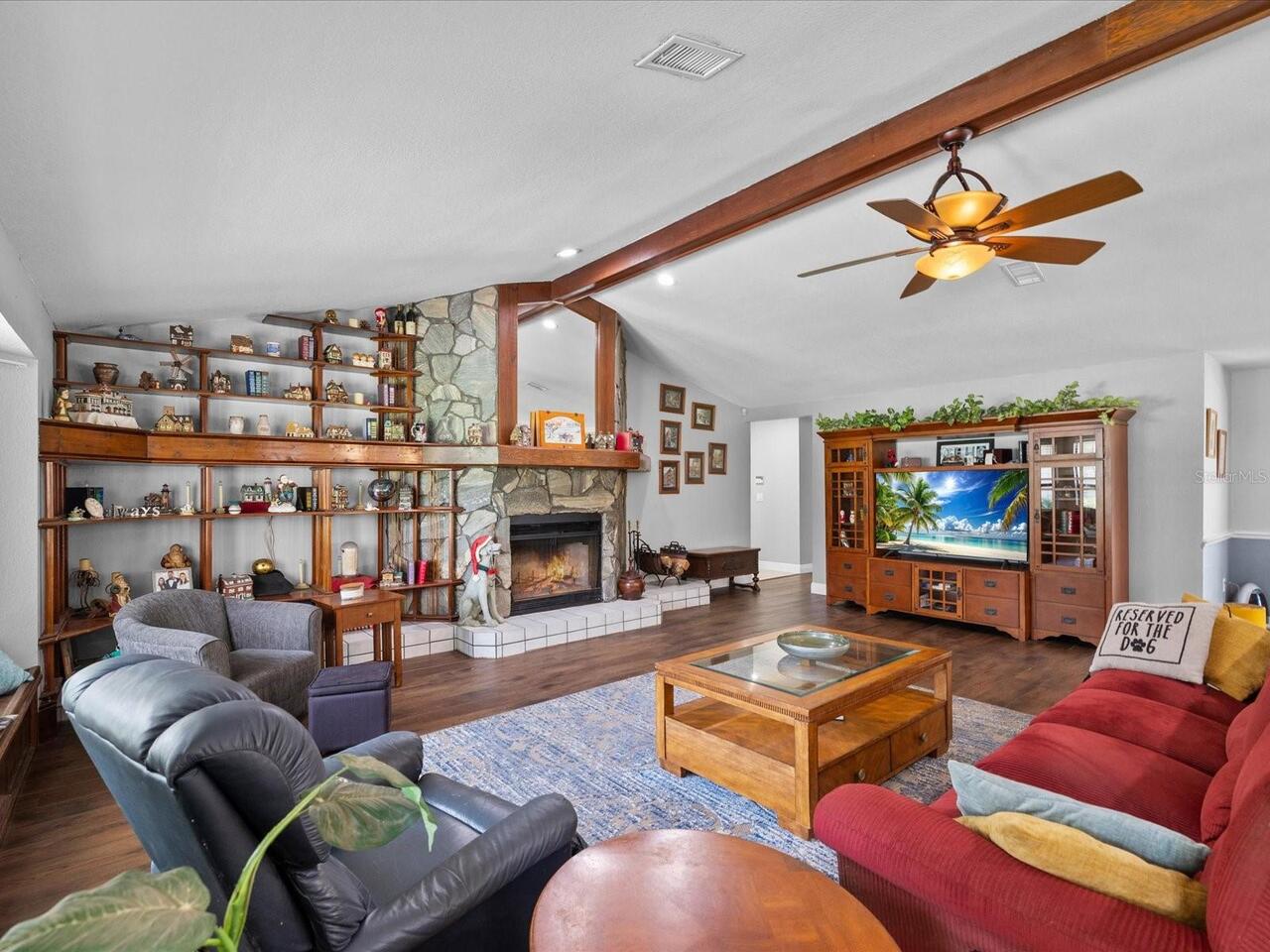 Listing Photo 17
