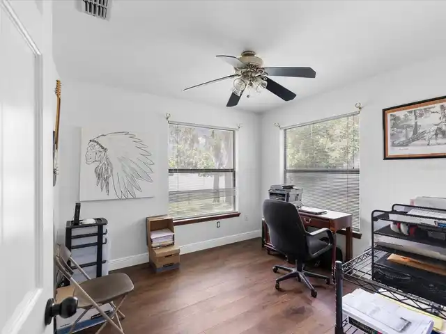 Listing Photo 18