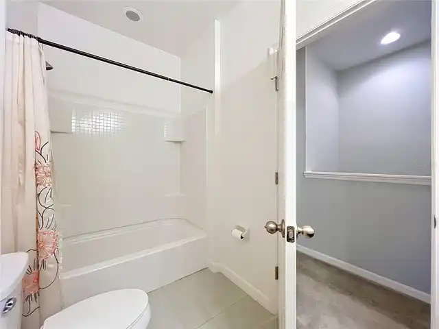 Listing Photo 41