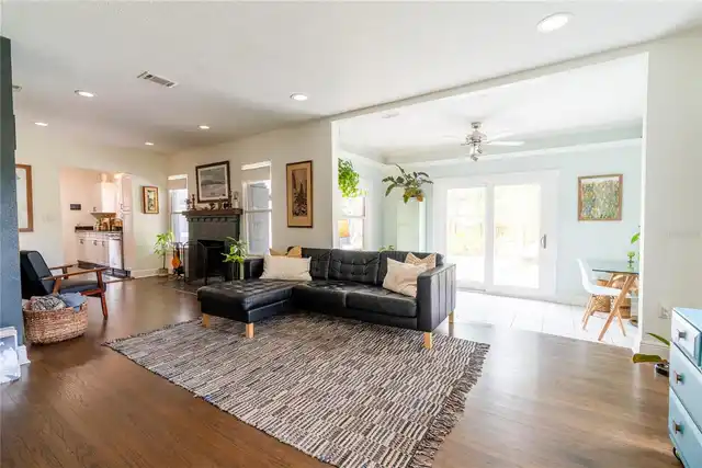 Listing Photo 9